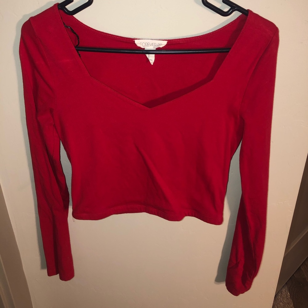 Long Sleeve Crop-Top
